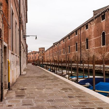 Corderie De La Tana Biennale Exhibition @Arsenale Lägenhet Venedig Exteriör bild