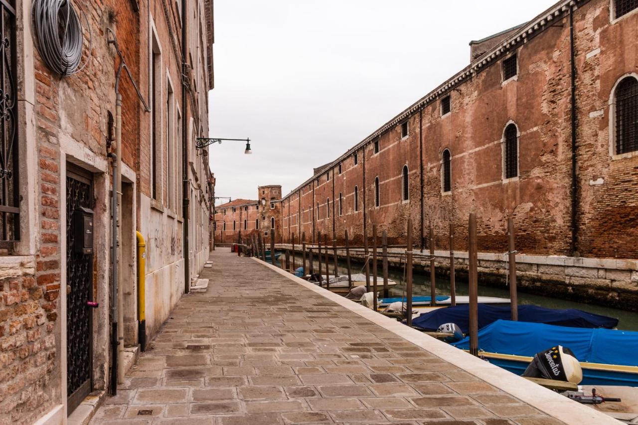 Corderie De La Tana Biennale Exhibition @Arsenale Lägenhet Venedig Exteriör bild